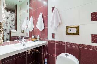 Апарт-отель Royal Capital Apartments Санкт-Петербург Стандарт с кроватью размера king-size-2
