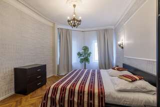 Апарт-отель Royal Capital Apartments Санкт-Петербург Апартаменты с 3 спальнями-5